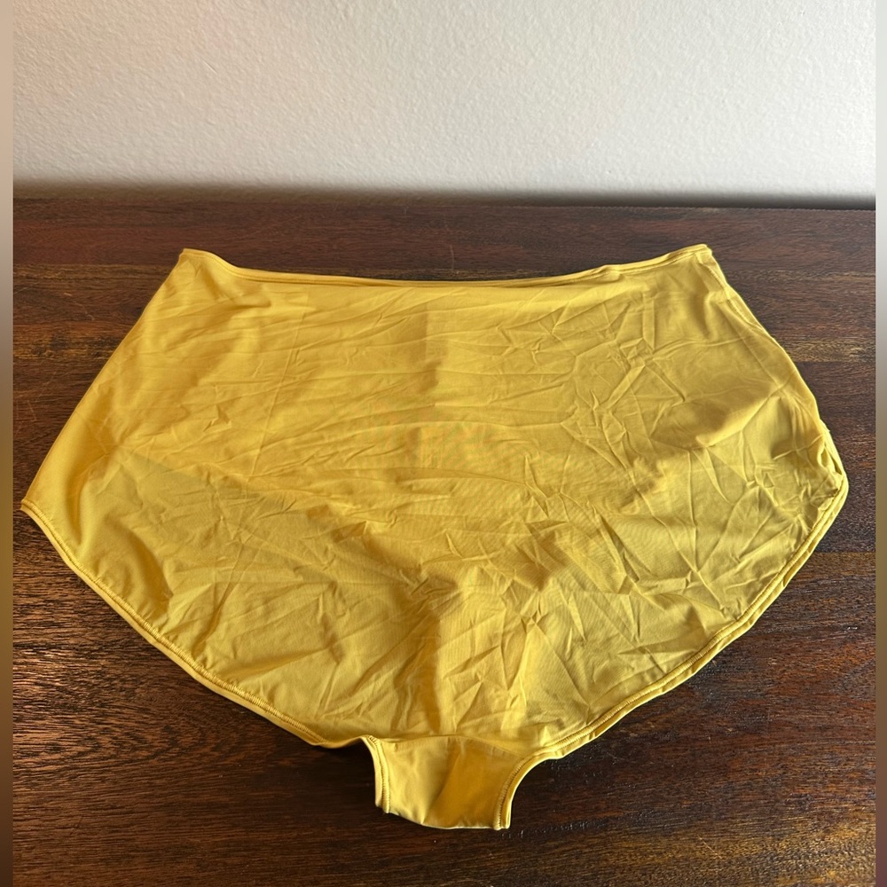 NWT Skims Jelly Sheer Boy Shorts Panties In Topaz Women'S‎ 4X in Yellow...